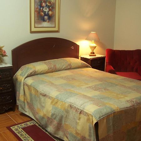 Hotel Plaza Trujillo Extérieur photo