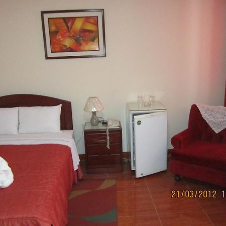 Hotel Plaza Trujillo Extérieur photo
