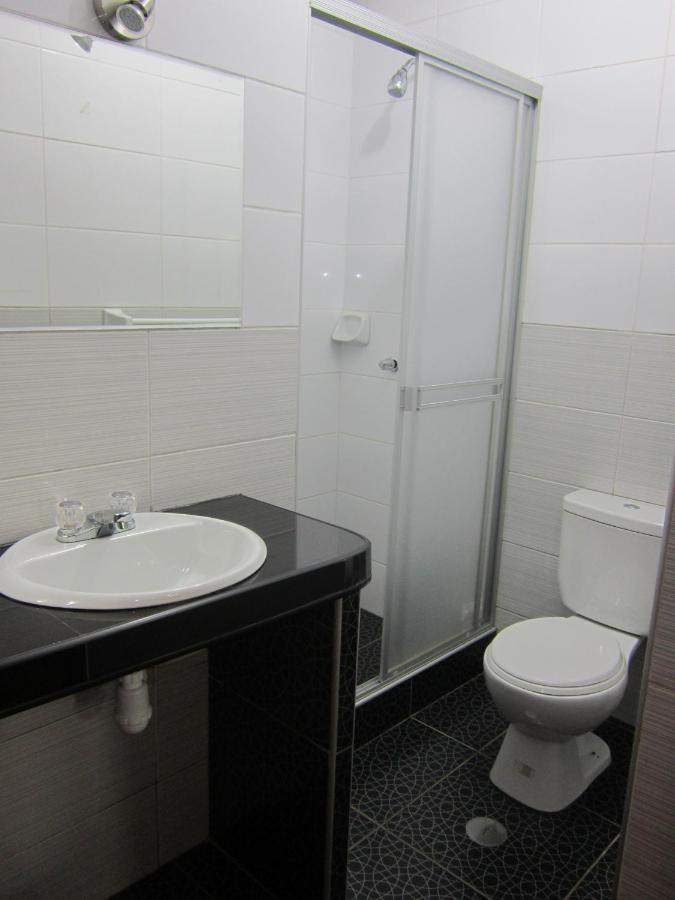 Hotel Plaza Trujillo Extérieur photo
