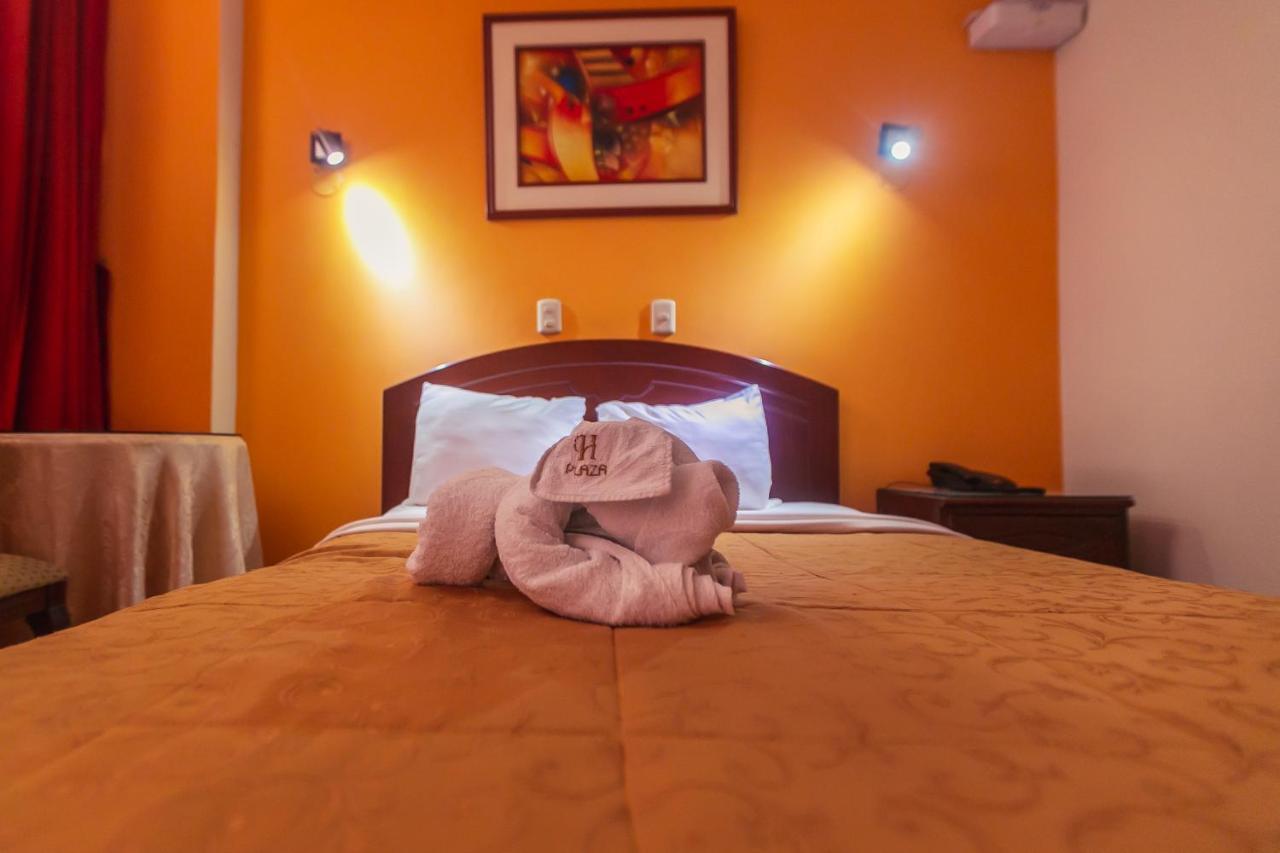 Hotel Plaza Trujillo Extérieur photo