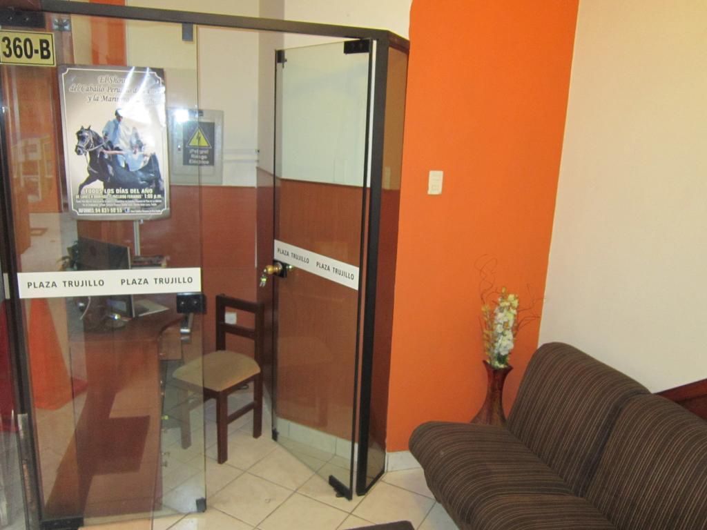 Hotel Plaza Trujillo Extérieur photo