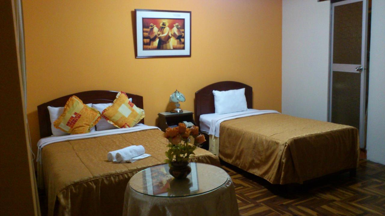 Hotel Plaza Trujillo Extérieur photo