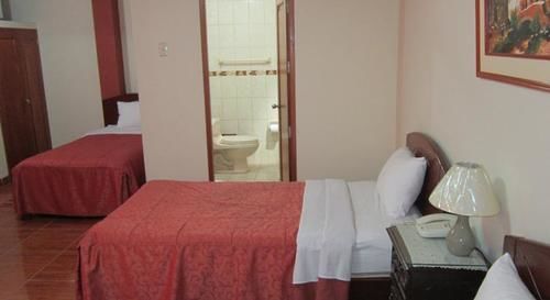 Hotel Plaza Trujillo Extérieur photo