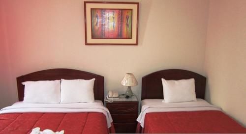 Hotel Plaza Trujillo Extérieur photo
