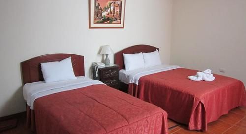 Hotel Plaza Trujillo Extérieur photo