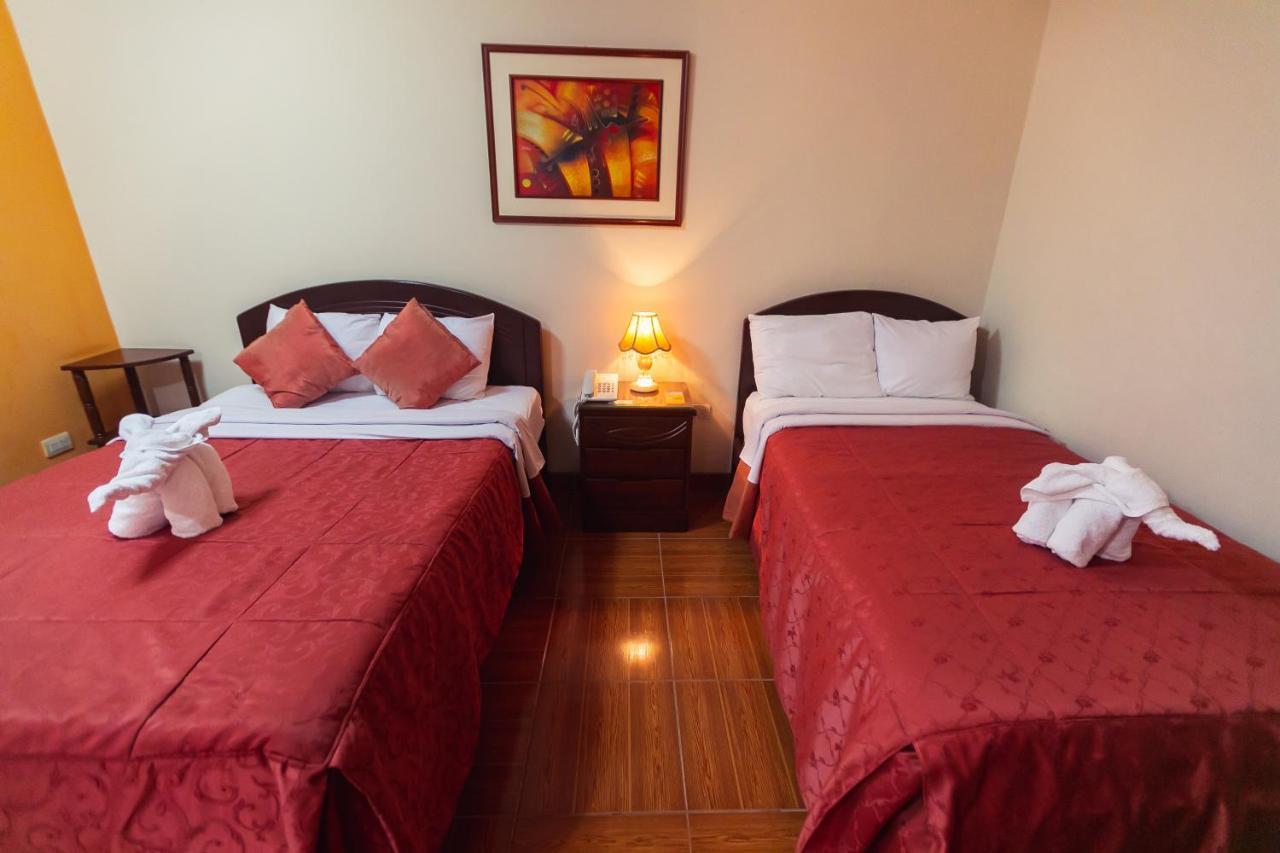 Hotel Plaza Trujillo Extérieur photo